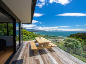 Bay Vista Beauty - Pohara Holiday Home